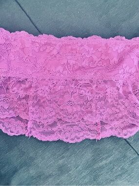 👑 🔥🔥 American Eagle Outfitters Lilac/Pink Lace Bandeau